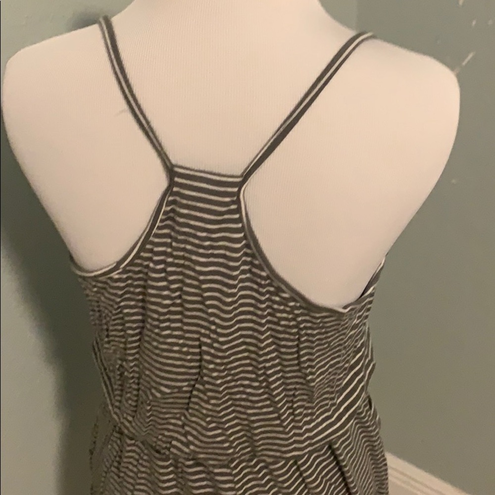 Size small romper - Picture 3 of 3